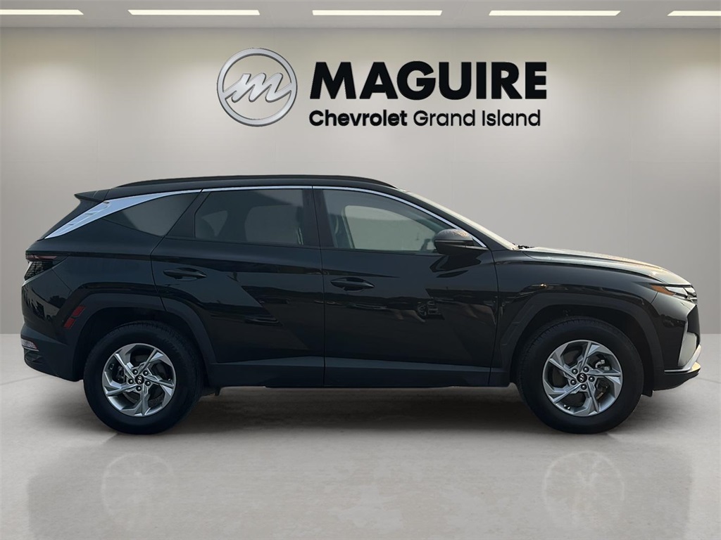 2022 Hyundai Tucson SEL photo 2