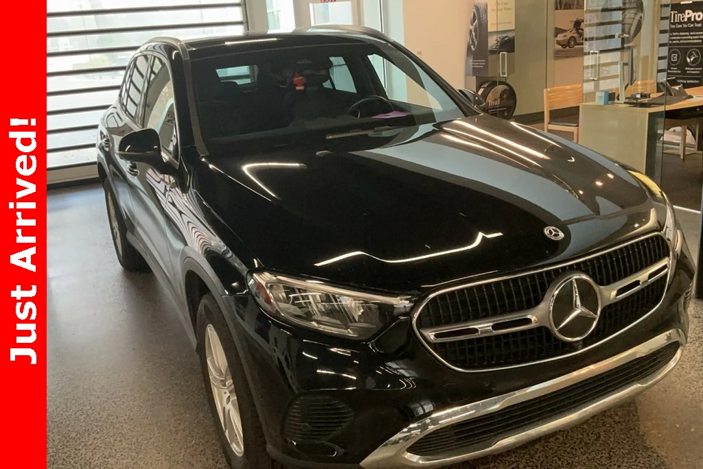 2024 Mercedes-Benz GLC GLC300's photo
