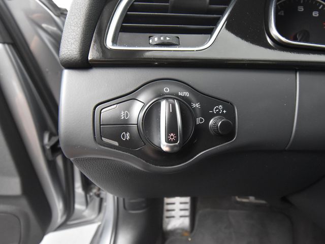2010 Audi A4 2.0T Avant Premium Plus Quattro photo 24