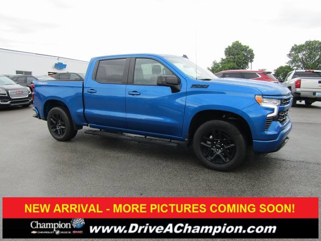 2023 Chevrolet Silverado 1500 RST photo 3