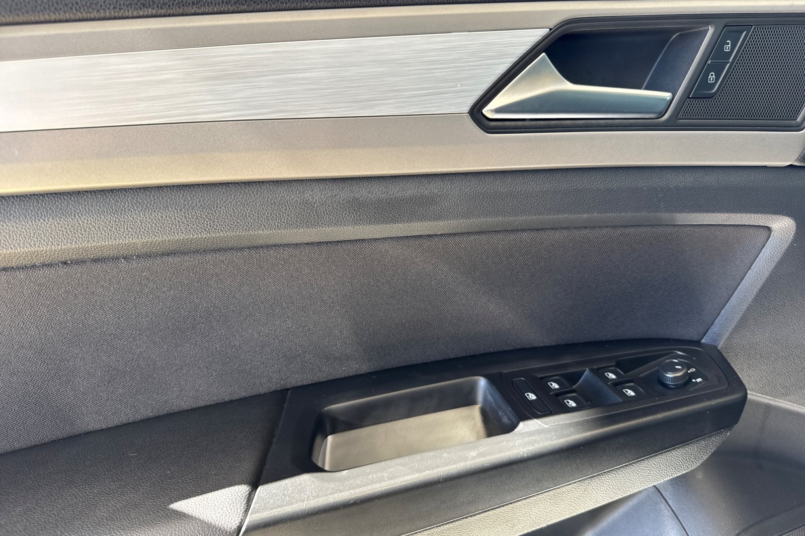 2021 Volkswagen Atlas S photo 11