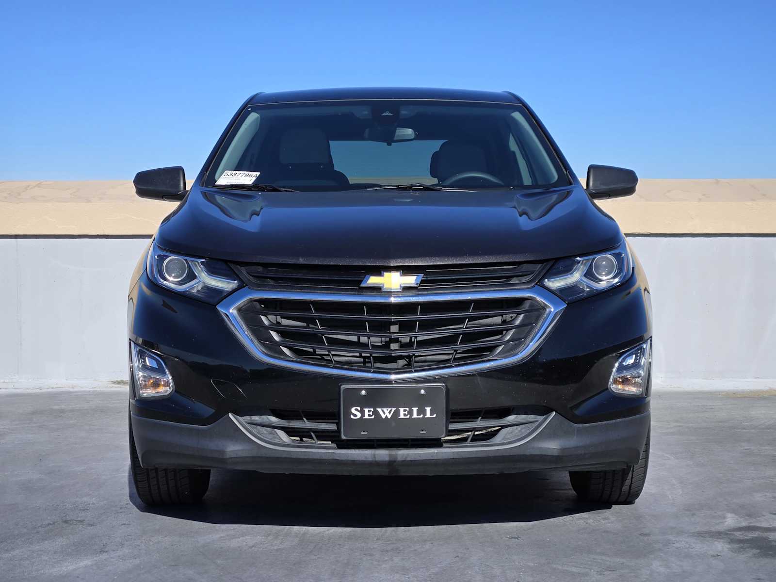 2020 Chevrolet Equinox LS photo 2