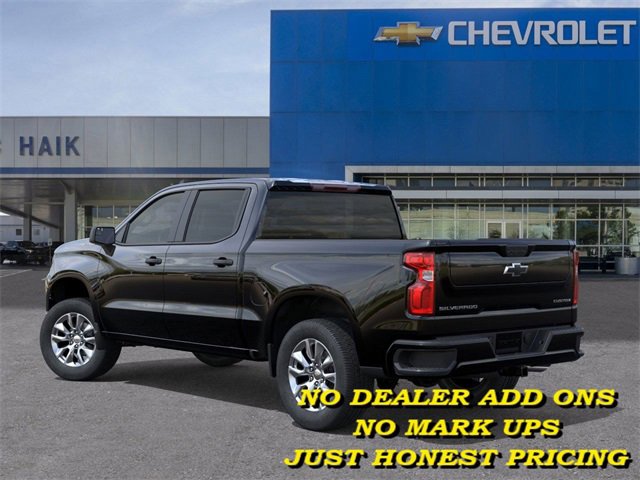 2026 Chevrolet Silverado Custom photo 3