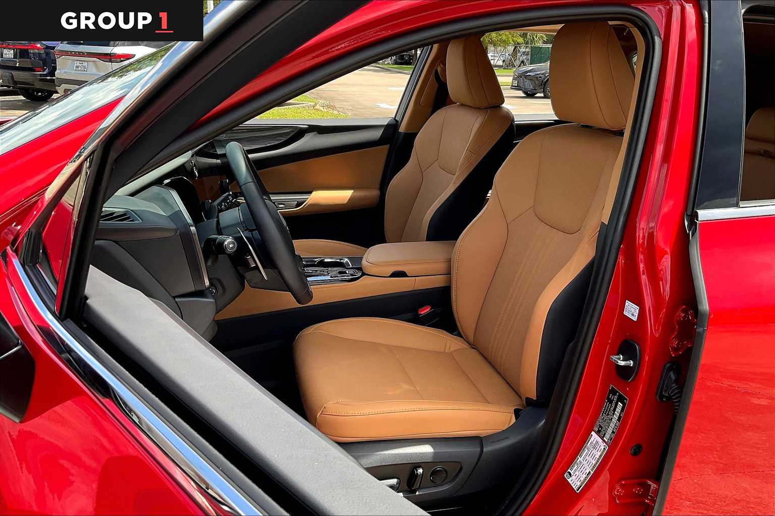 2025 Lexus NX Premium photo 6