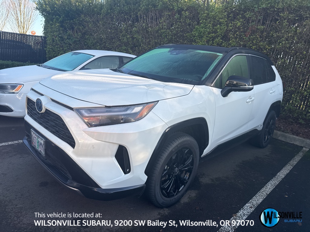 2022 Toyota RAV4 XSE's photo