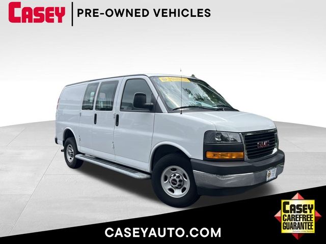 2023 GMC Savana Cargo Work Van's photo
