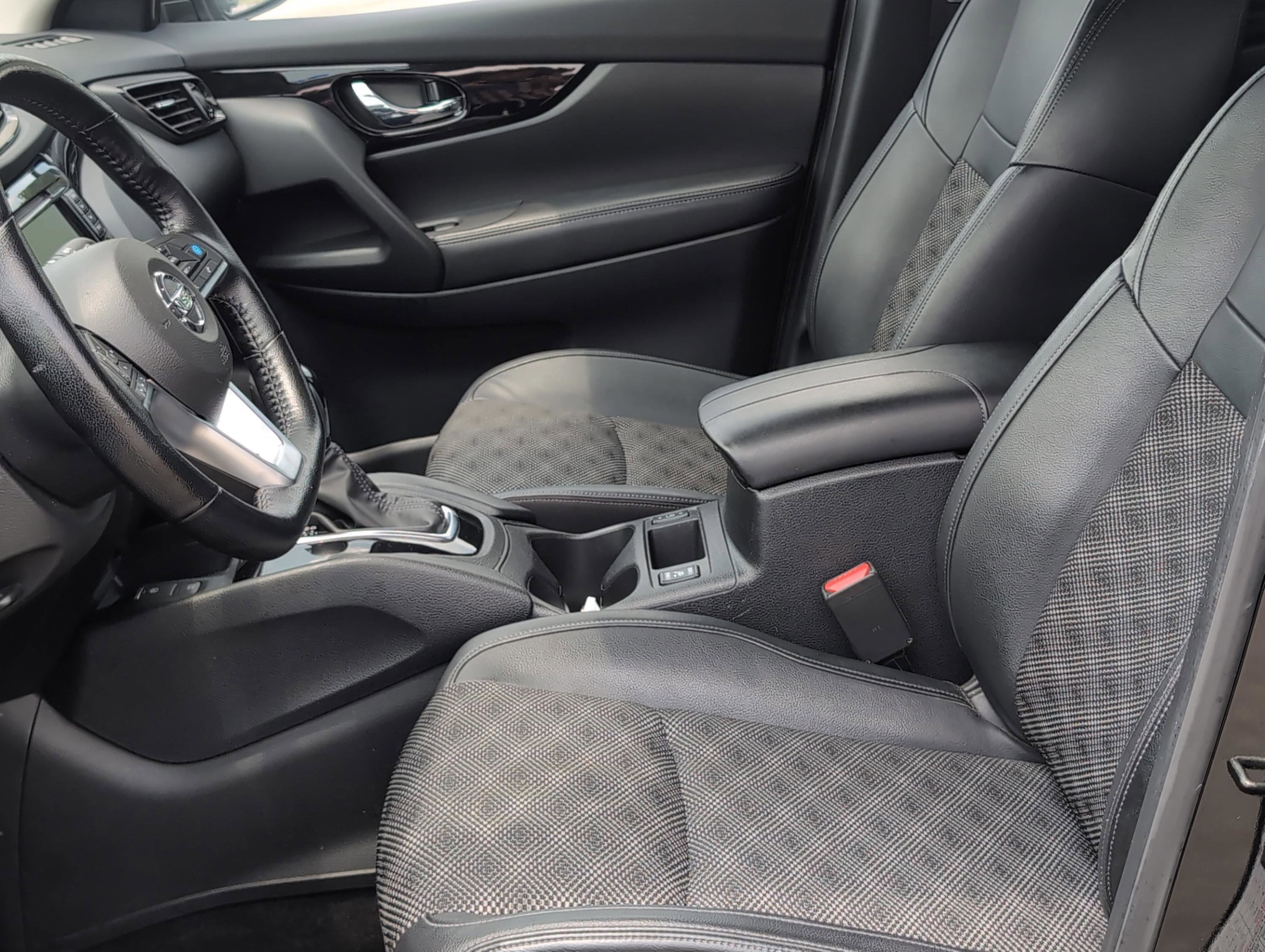 2022 Nissan Rogue Sport SV photo 10
