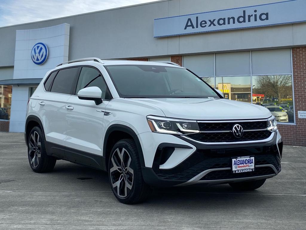 2022 Volkswagen Taos SEL's photo