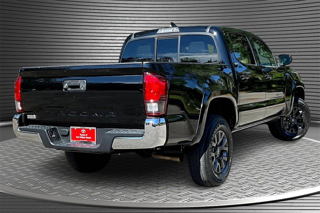 2022 Toyota Tacoma SR5 photo 4