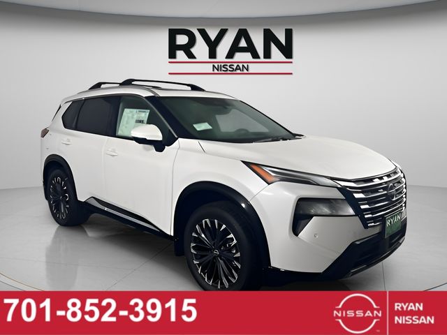 2026 Nissan Rogue Platinum's photo