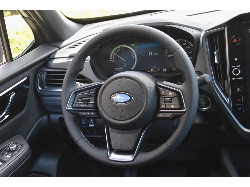 2025 Subaru Forester Limited photo 13