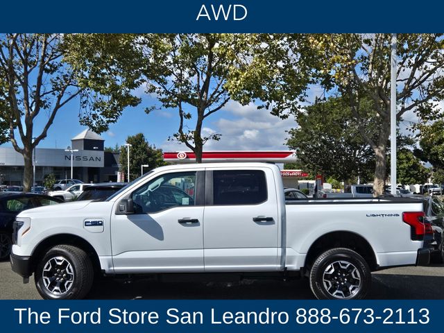 2024 Ford F-150 Lightning photo 4