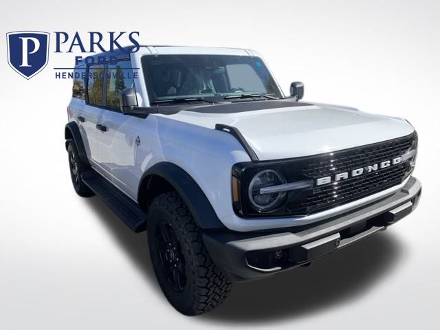 2025 Ford Bronco 4-Door Outer Banks's photo