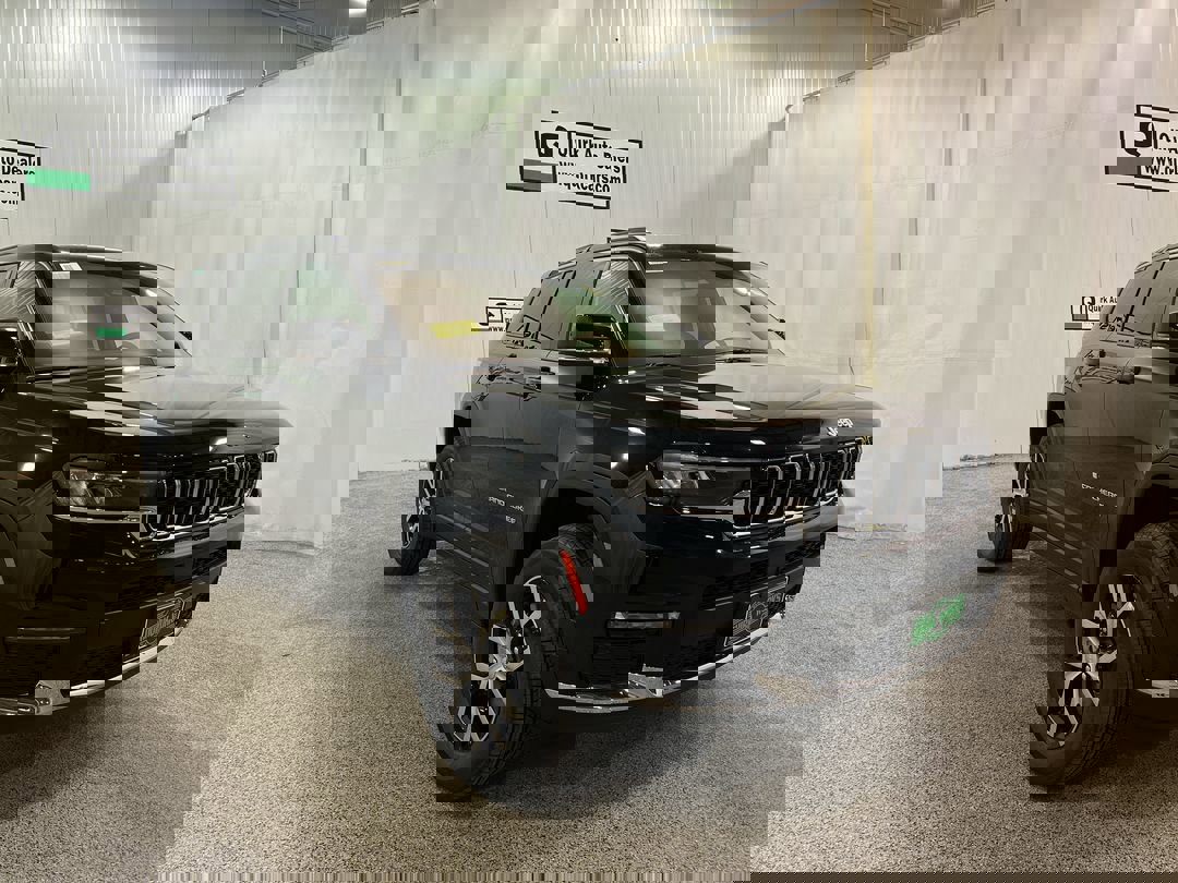 2025 Jeep Grand Cherokee L Limited's photo