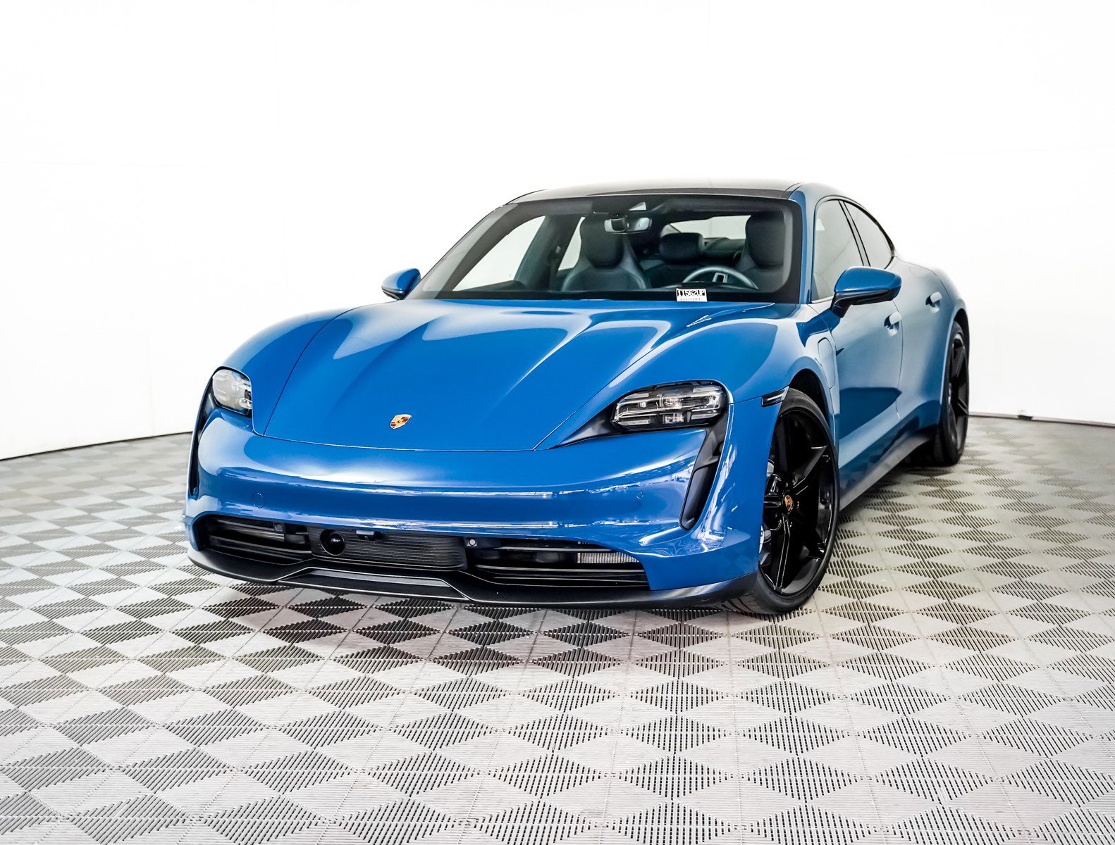 2022 Porsche Taycan Base