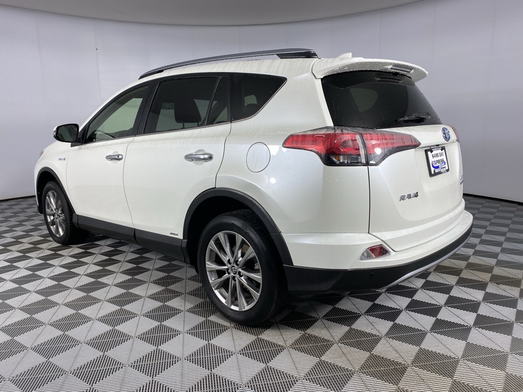 2017 Toyota RAV4 Hybrid Limited photo 5