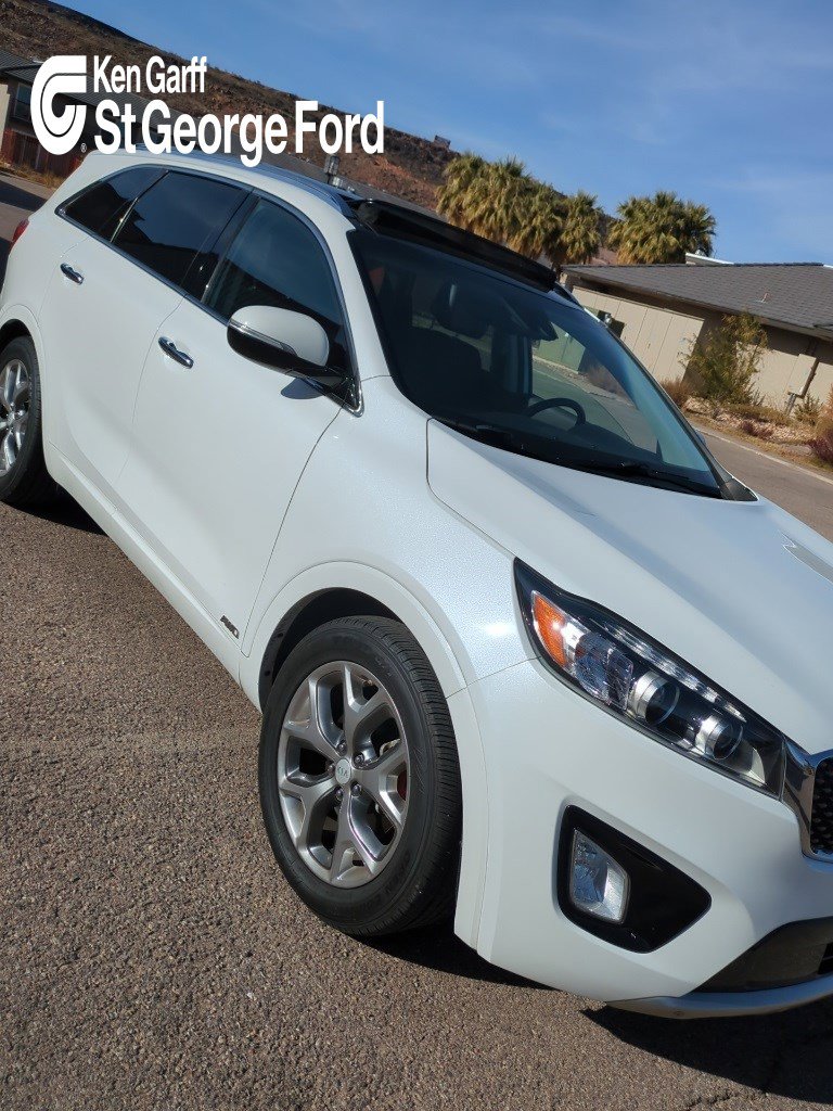 2017 Kia Sorento SX's photo