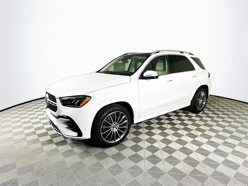 2025 Mercedes Benz GLE 350 4MATIC photo 3