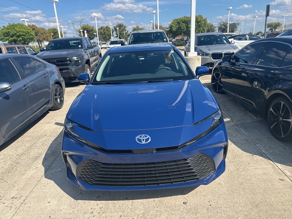 2025 Toyota Camry LE photo 2