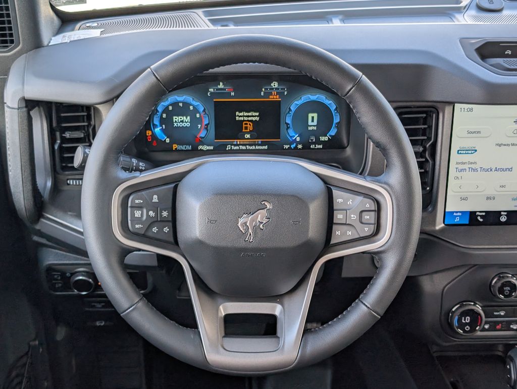 2025 Ford Bronco Badlands photo 8