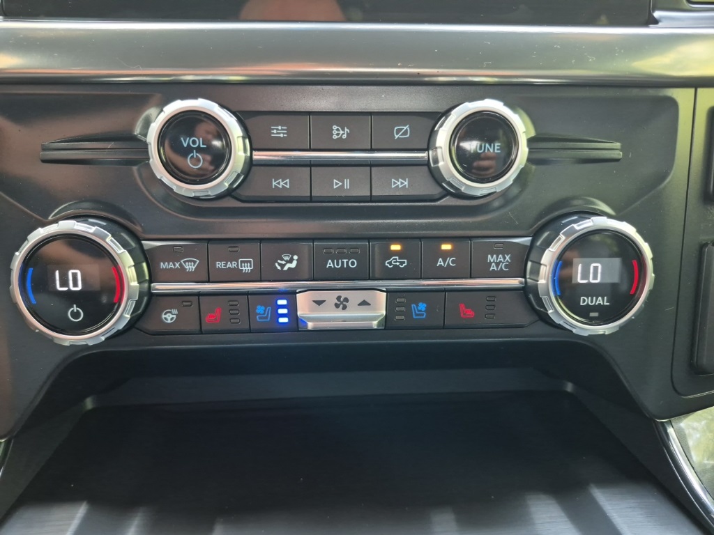 2021 Ford F-150 Lariat photo 27