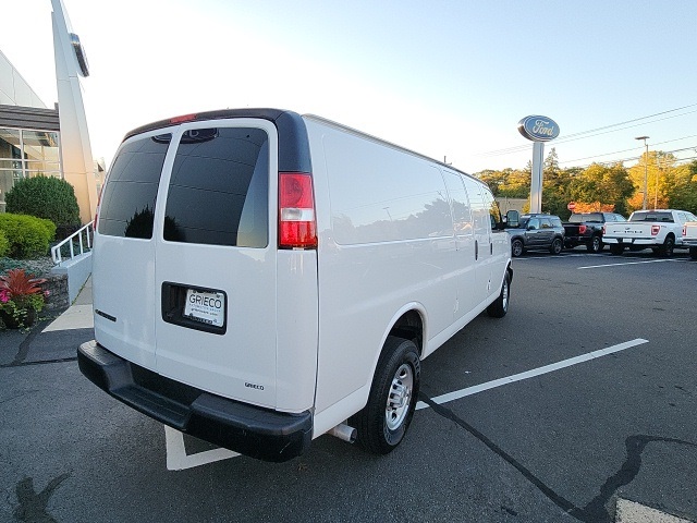 2022 Chevrolet Express 2500 Work Van Cargo photo 3