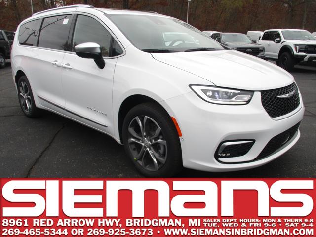 2026 Chrysler Pacifica Pinnacle's photo