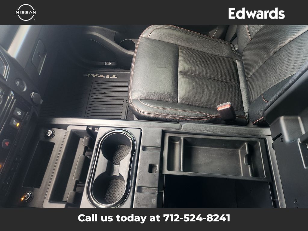 2020 Nissan Titan PRO-4X photo 26