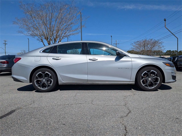 2022 Chevrolet Malibu 1LT photo 3