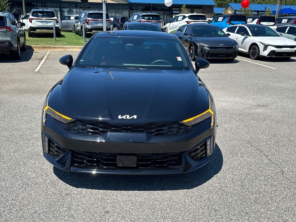 2025 Kia K5 GT-Line photo 8
