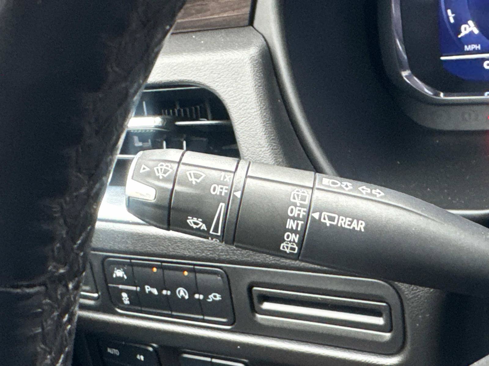 Used 2022 Summit White Chevrolet LT image 29