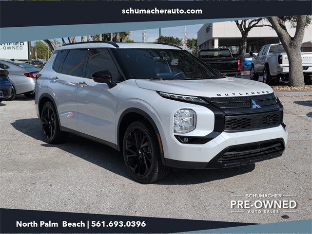 2024 Mitsubishi Outlander SEL Black Edition's photo