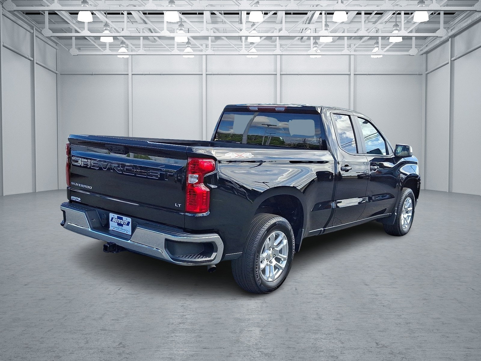 2023 Chevrolet Silverado 1500 LT photo 4