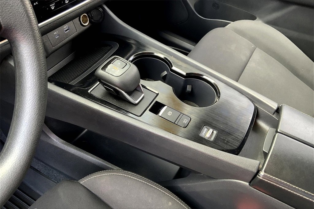 2023 Nissan Rogue S photo 16