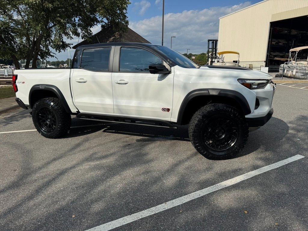 2026 Chevrolet Colorado ZR2 photo 7