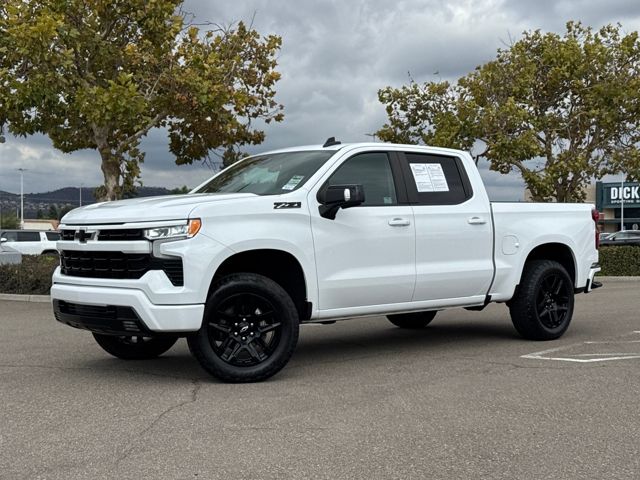 2023 Chevrolet Silverado 1500 RST photo 2