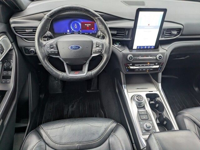 2020 Ford Explorer ST photo 9