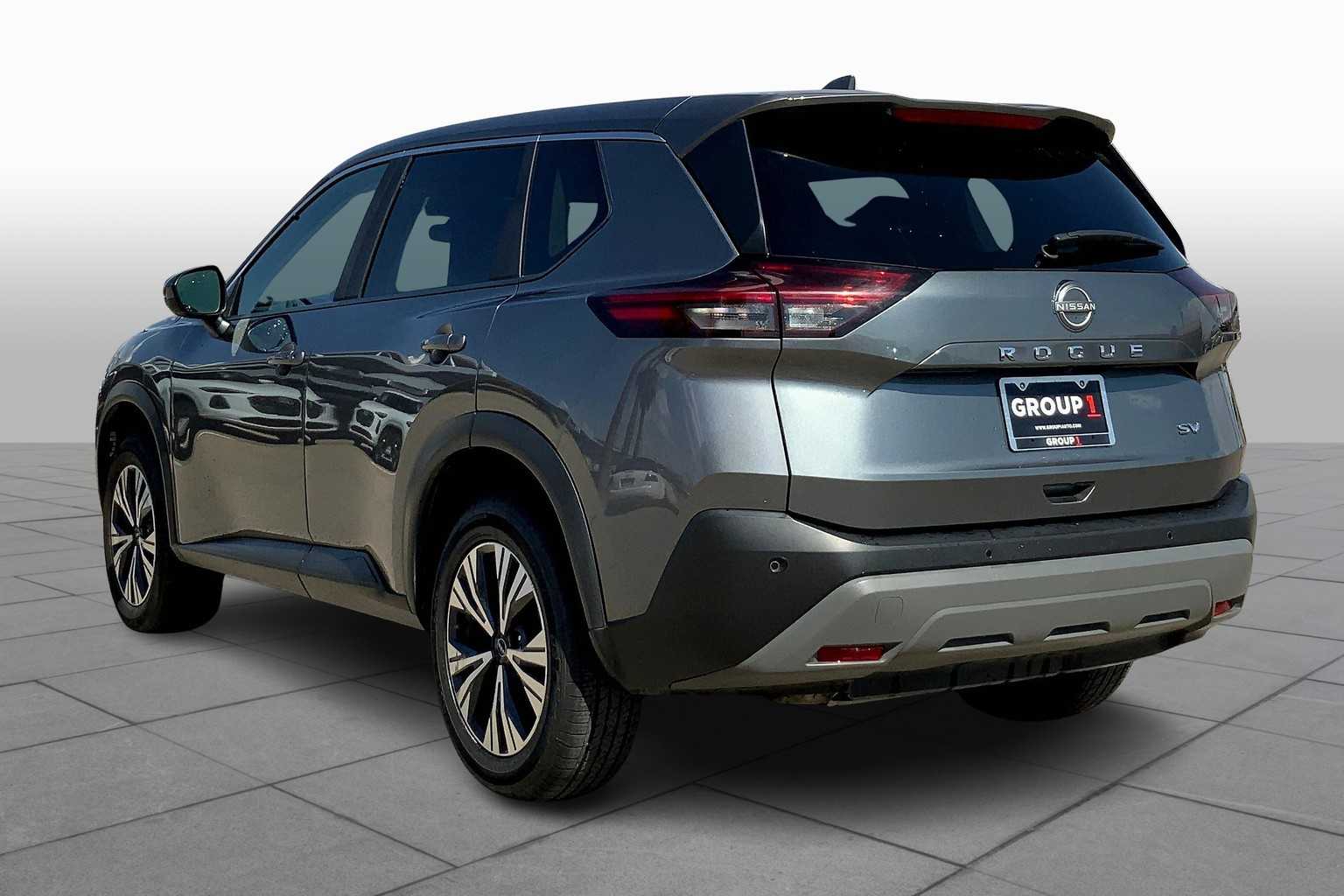 2023 Nissan Rogue SV photo 9