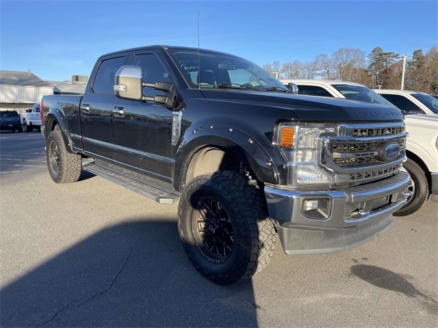 2021 Ford F-250 Super Duty Lariat's photo