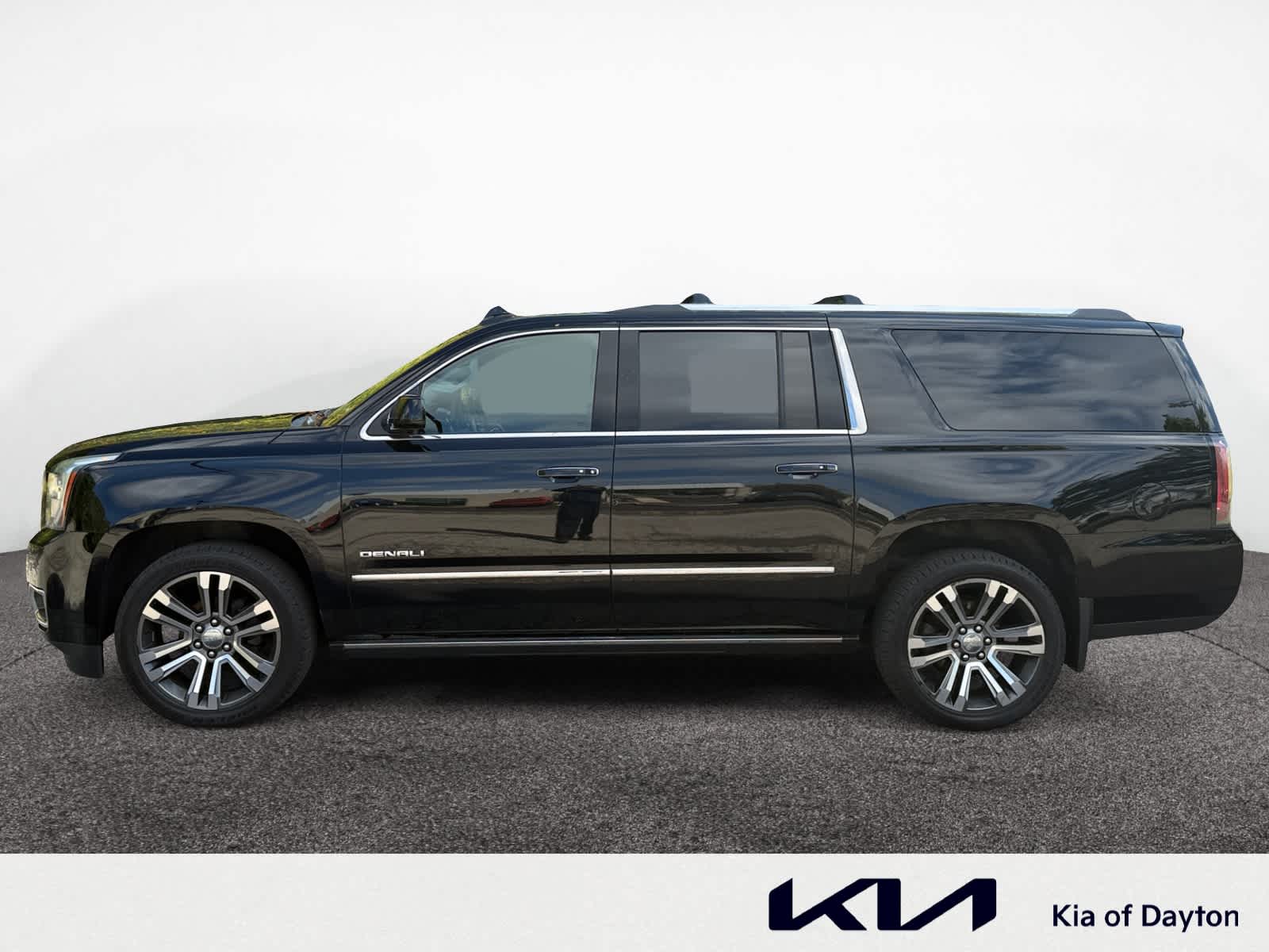 2018 Gmc Yukon XL Denali photo 2
