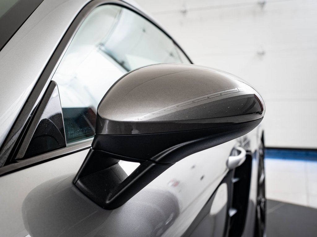 2023 Porsche Cayman T photo 13
