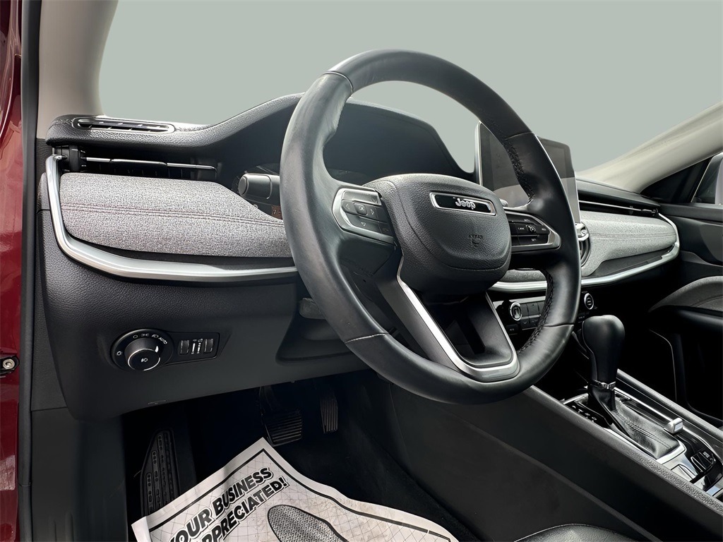 2022 Jeep Compass Latitude Lux Altitude photo 12