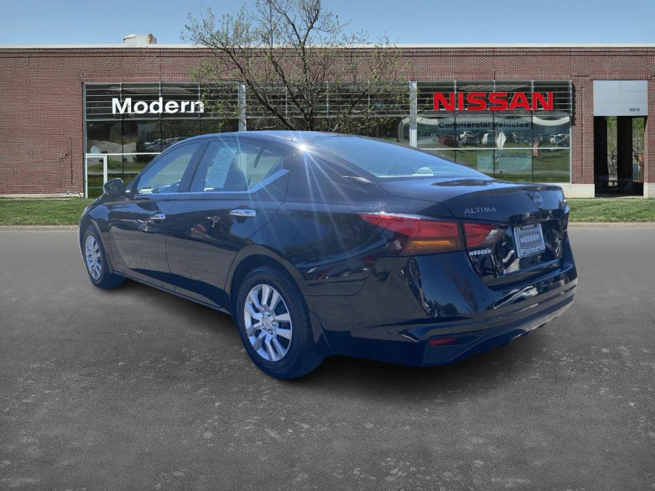 2023 Nissan Altima 2.5 S photo 2