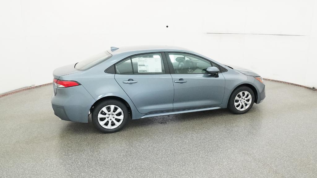 2025 Toyota Corolla LE photo 24