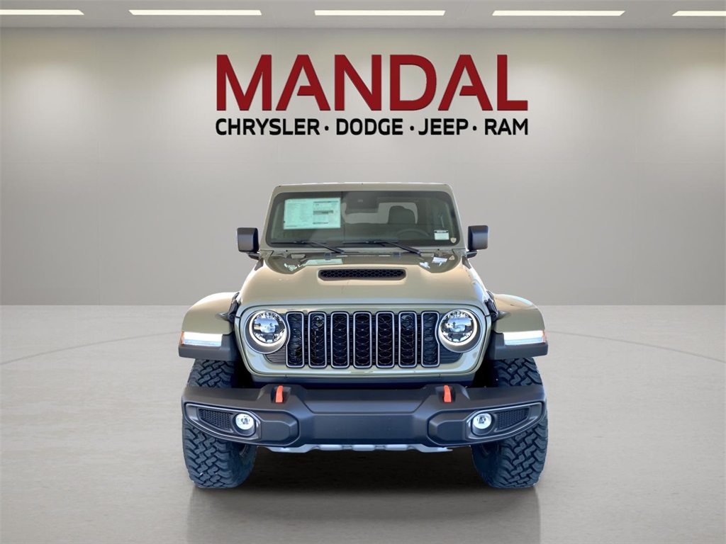 2025 Jeep Gladiator Mojave photo 3
