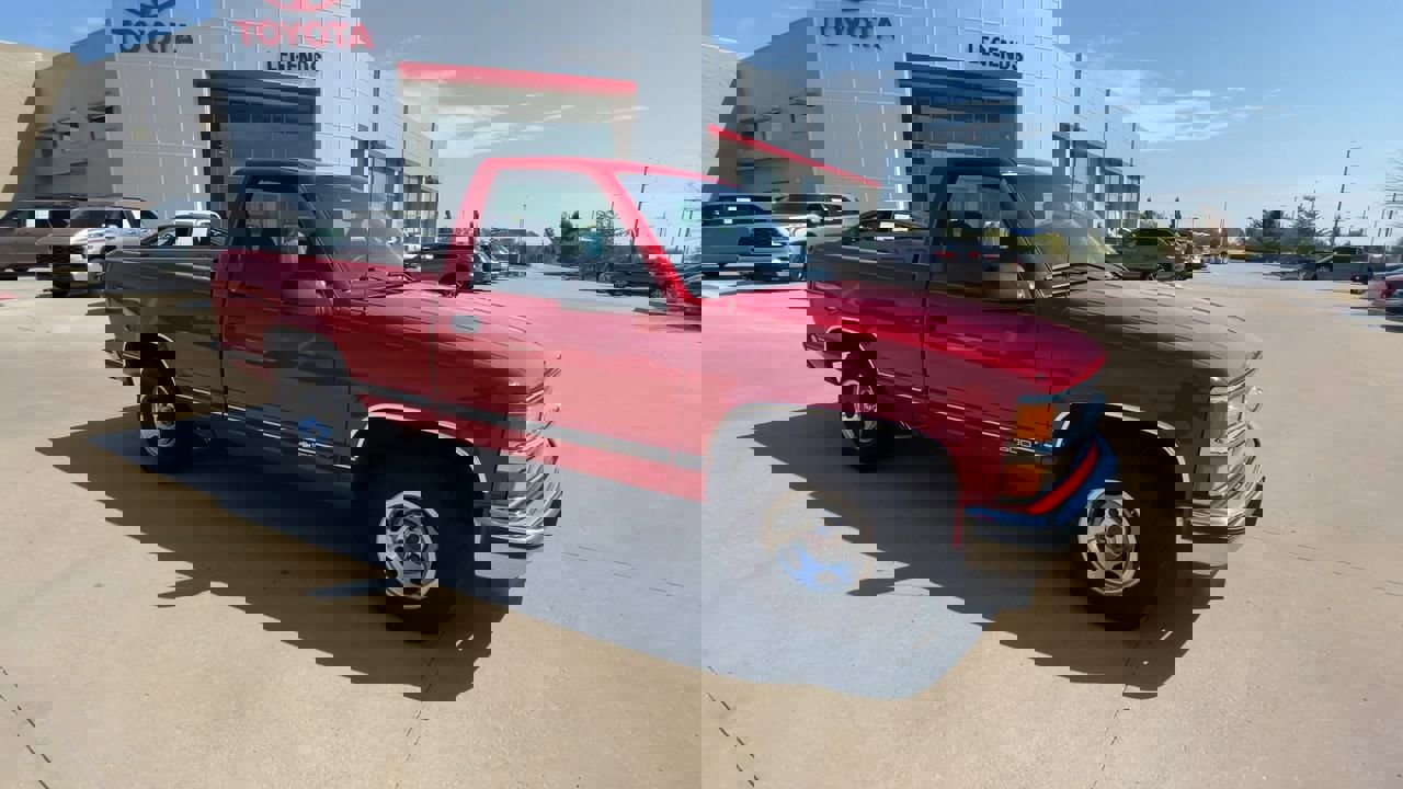 1996 Chevrolet Silverado photo 2