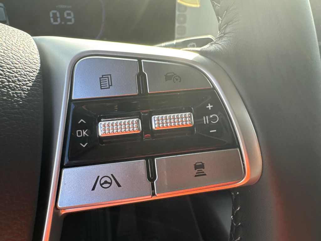 2025 Kia Telluride LX photo 25