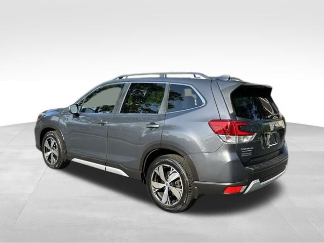 2020 Subaru Forester Touring photo 6