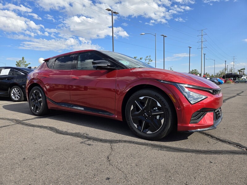 2025 Kia EV6 GT-Line photo 2