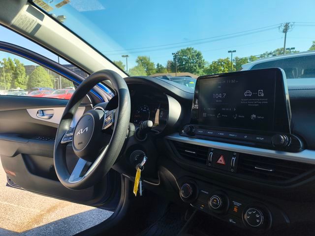 2023 Kia Forte LXS photo 15